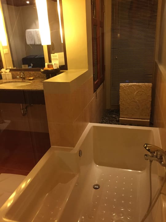 4 Khao Lak Merlin Resort