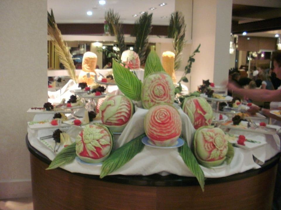 Melonen  Sunis Evren Beach Resort Hotel & Spa