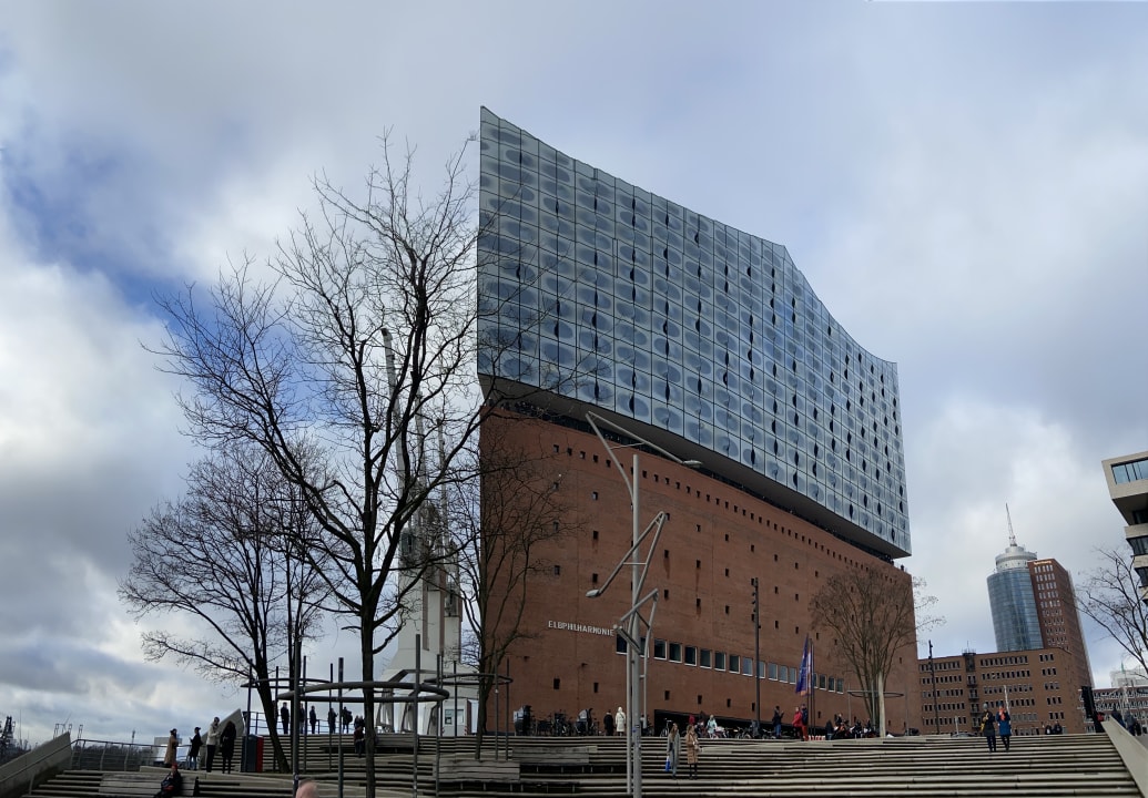 Außenansicht JUFA Hotel Hamburg HafenCity