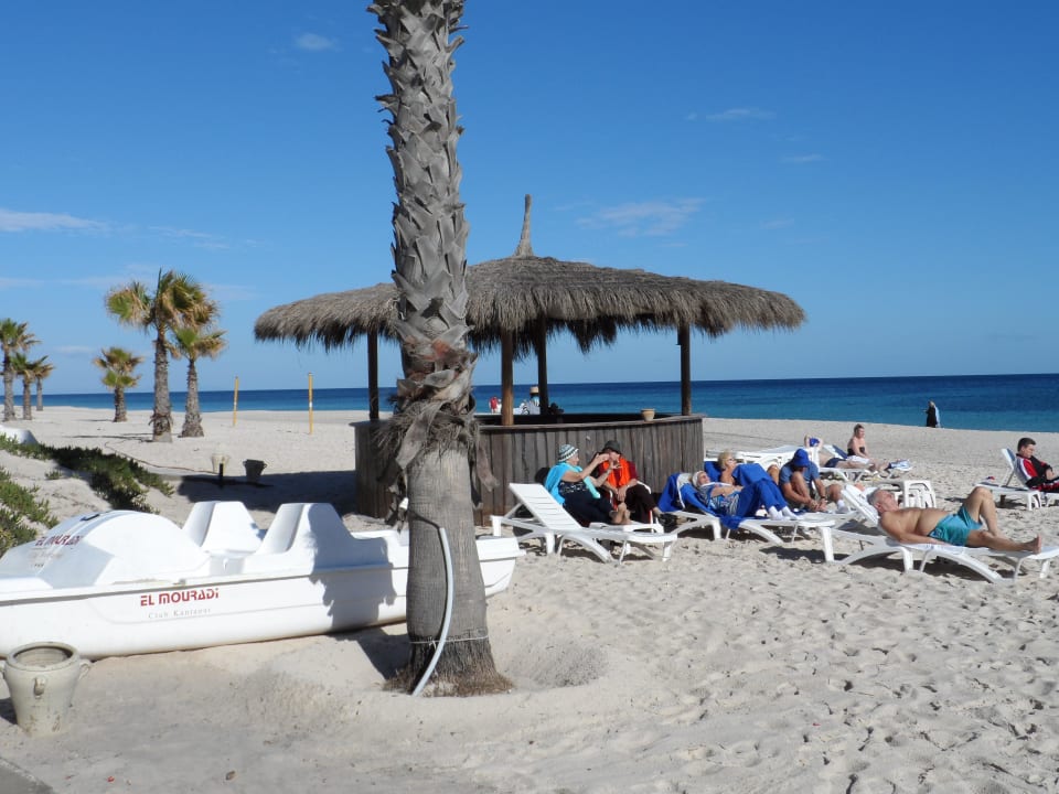 Bei wunderschönem Wetter sonnen.. El Mouradi Club Kantaoui