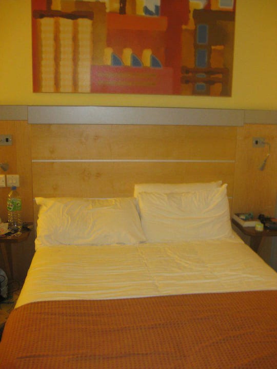 Doppelbett Holiday Inn Express London Croydon