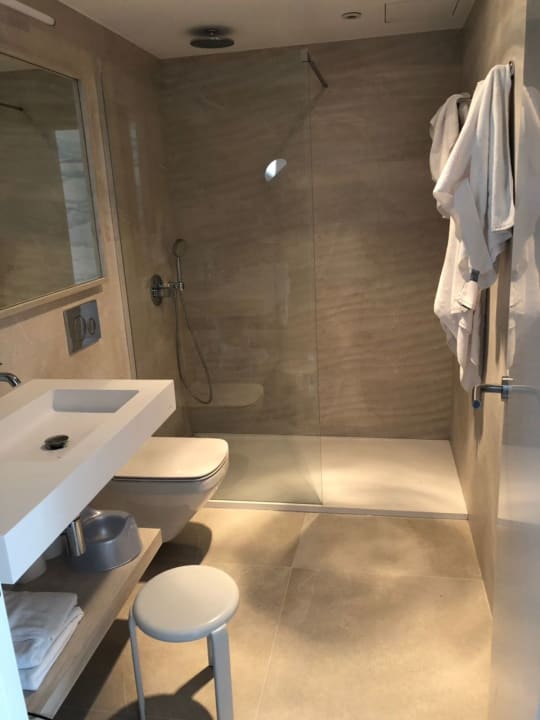 Zimmer Hotel & Appartements Leman