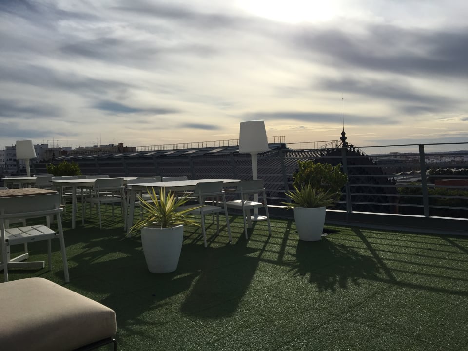 Ausblick NH Sevilla Plaza de Armas