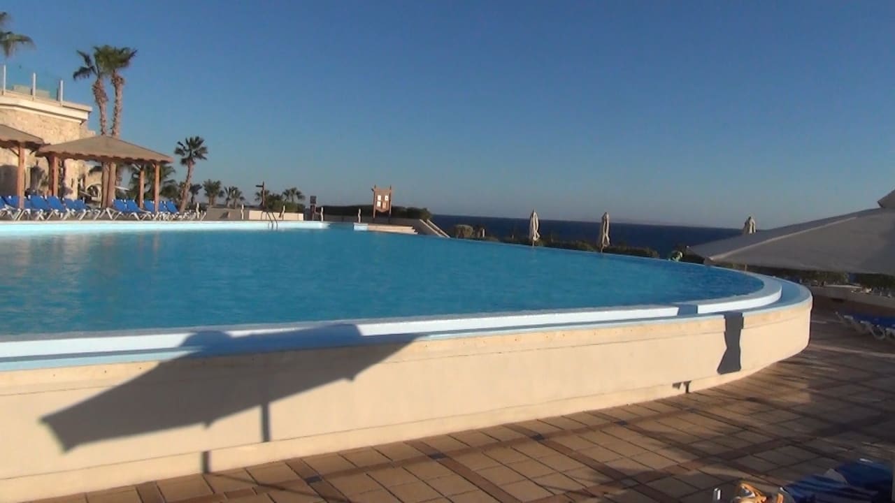 Infinity Pool Pickalbatros Citadel Resort