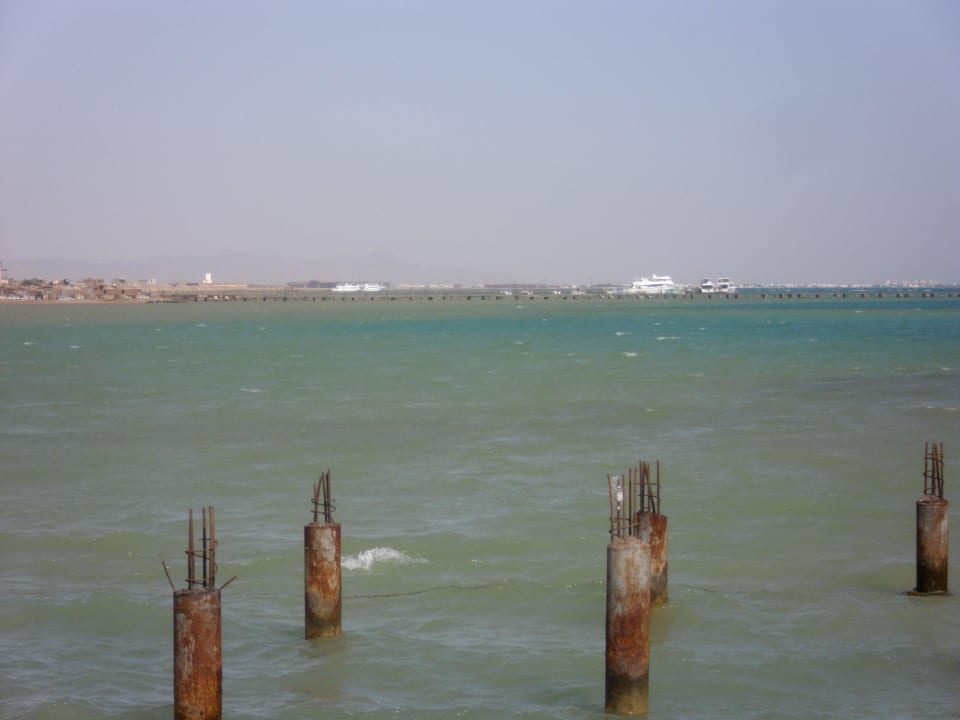 Das Meer ist leider sehr flach Riviera Aqua Park Resort