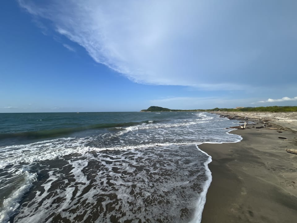 Strand Tambo Marina Eco Hostal