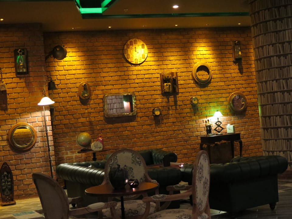 Teil der Dublin Bar TUI MAGIC LIFE Jacaranda