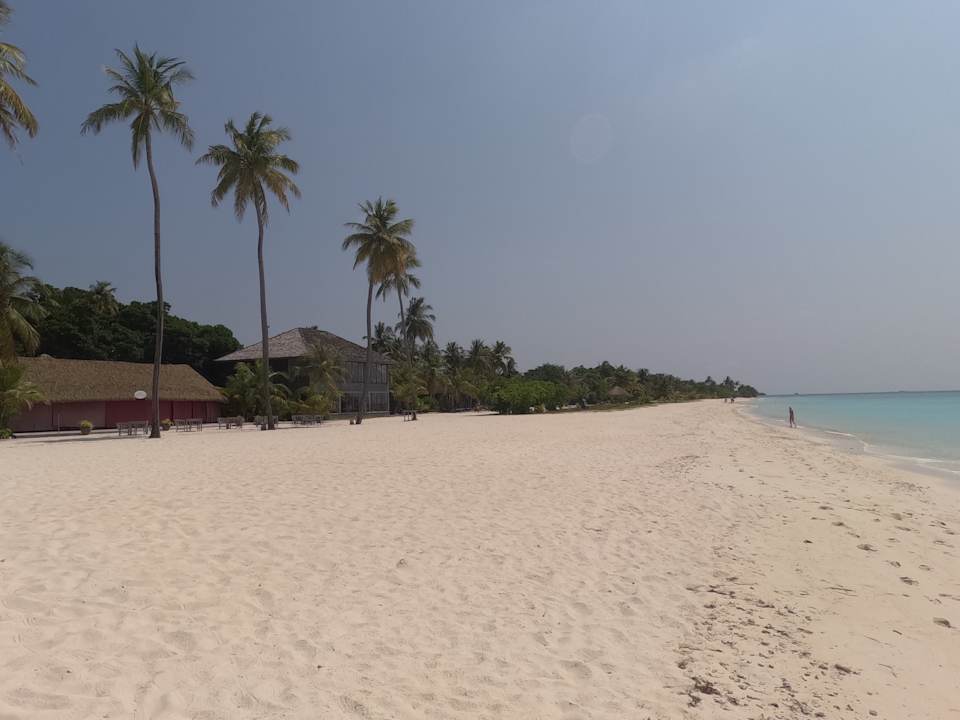 Strand Kuredu Island Resort & Spa