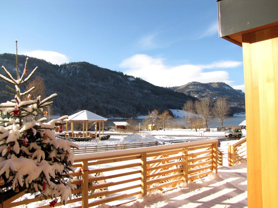 Nach dem Umbau ... Ausblick zum See Haus am Mühlbach