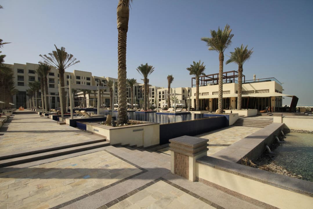 Vorderer Hauptpool Park Hyatt Abu Dhabi Hotel and Villas