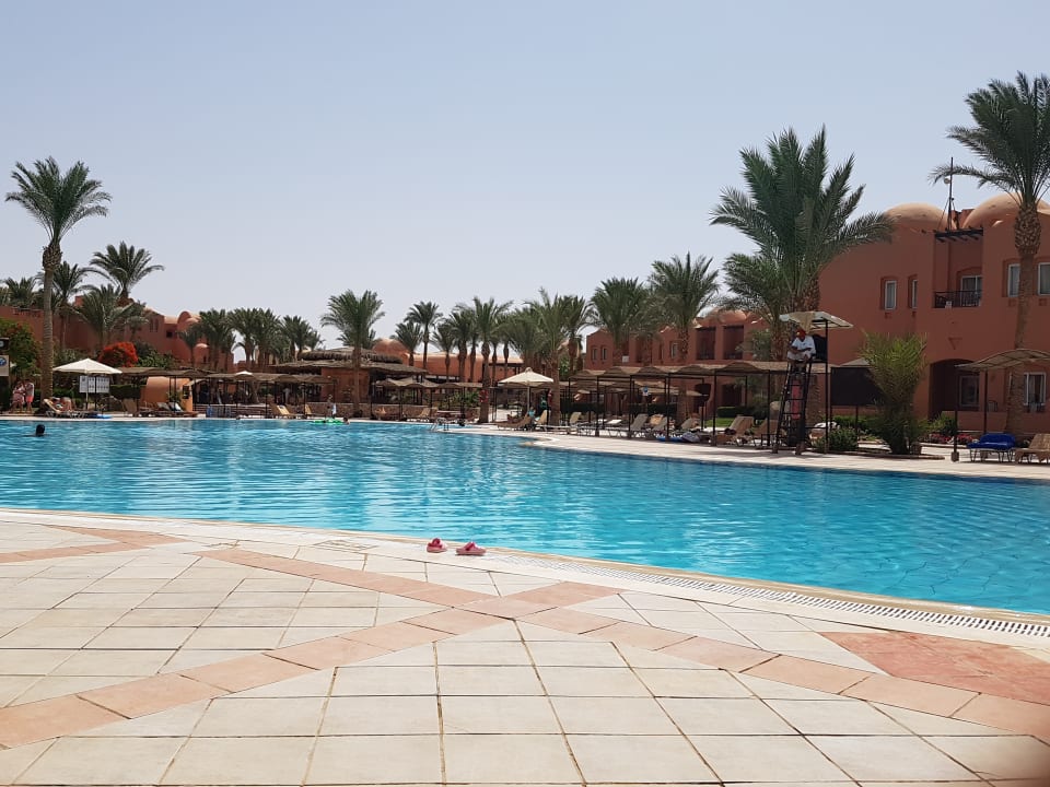Großer Pool Jaz Makadi Oasis Resort