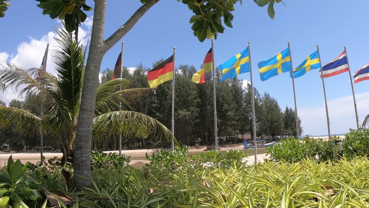 Strand Apsara Beachfront Resort & Villa - Resort