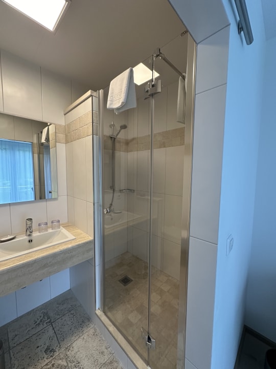 Zimmer Hotel Vier Jahreszeiten