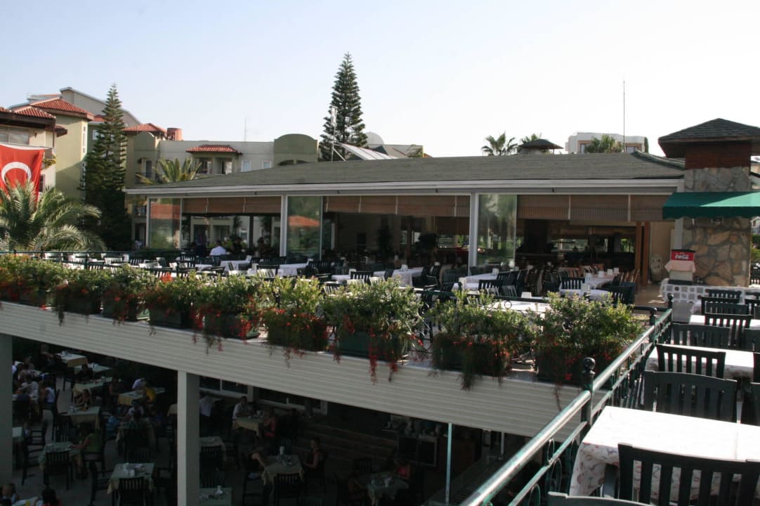 Oben gibts auch Plätze Hotel Gardenia Beach