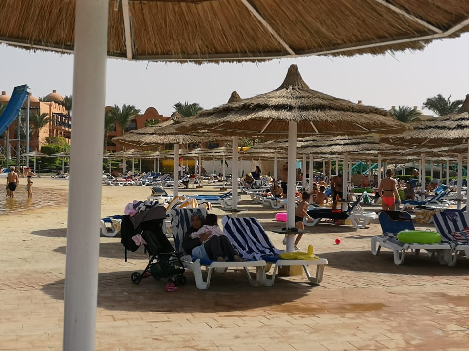 Strand Hotel Titanic Palace