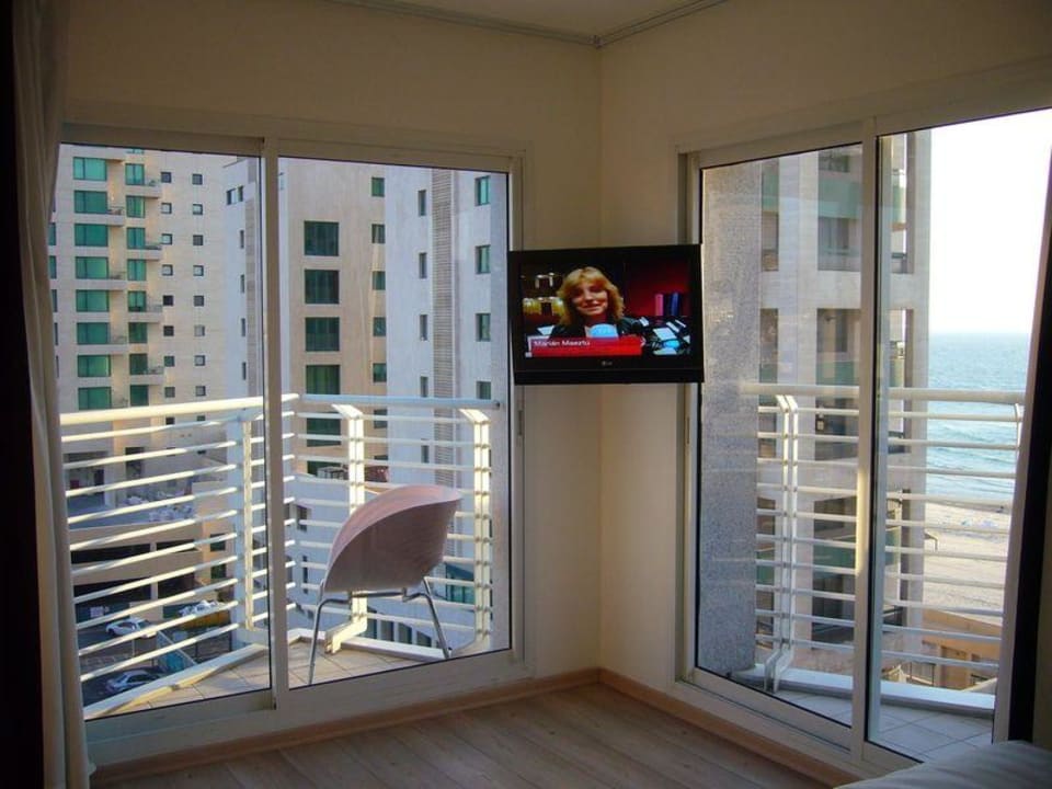 Два балкона Savoy Sea Side Hotel