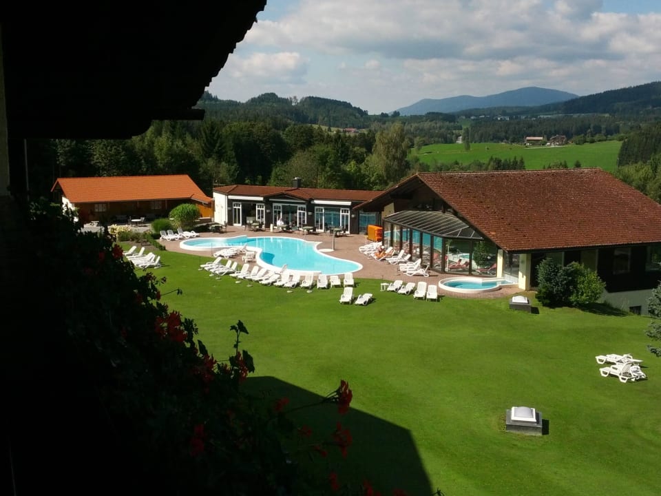 Ausblick vom Balkon Riederin Hotel & Chalets