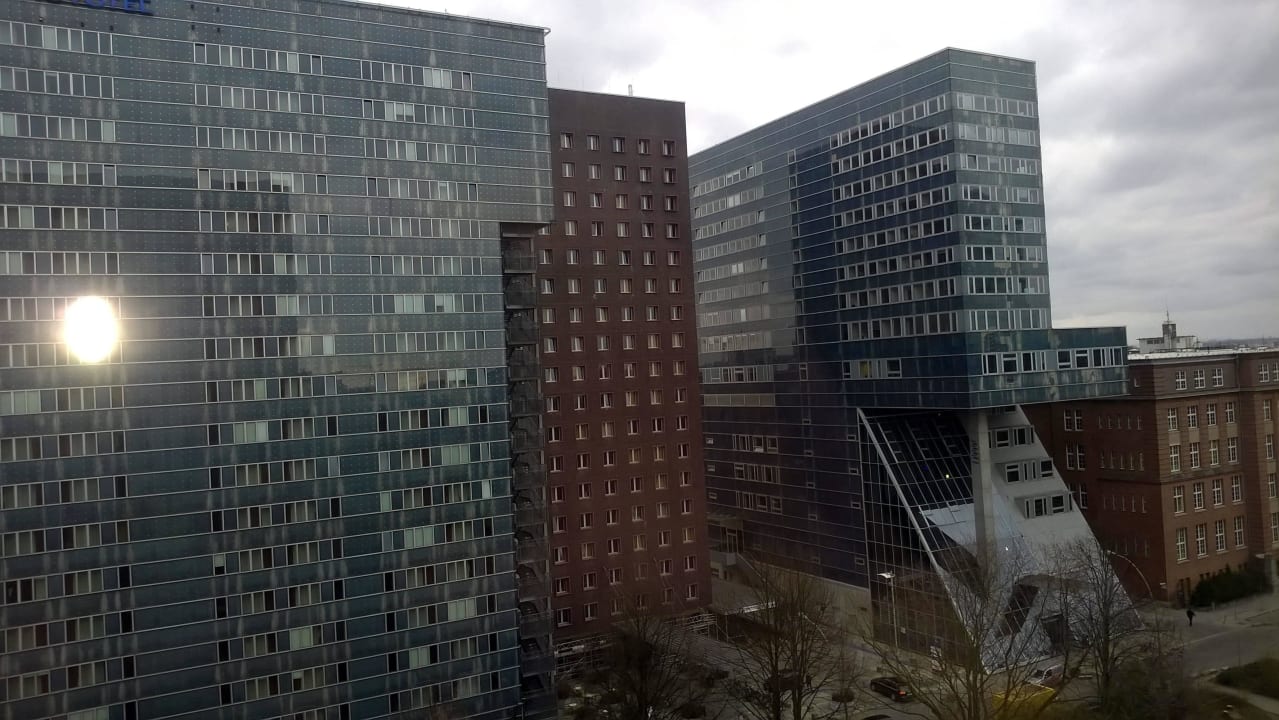 Vom Fenster aus Motel One Hamburg-Alster