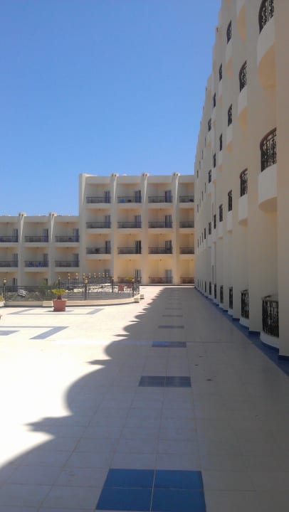 Вид Le Jardin Aqua Park Resort