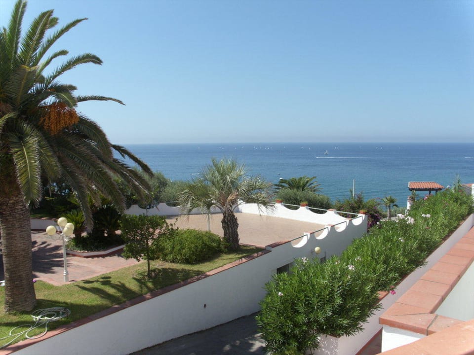 Ausblick vom Balkon Zimmer 211 Hotel Terme Royal Palm