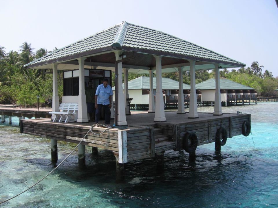 Hauptsteg Embudu Village