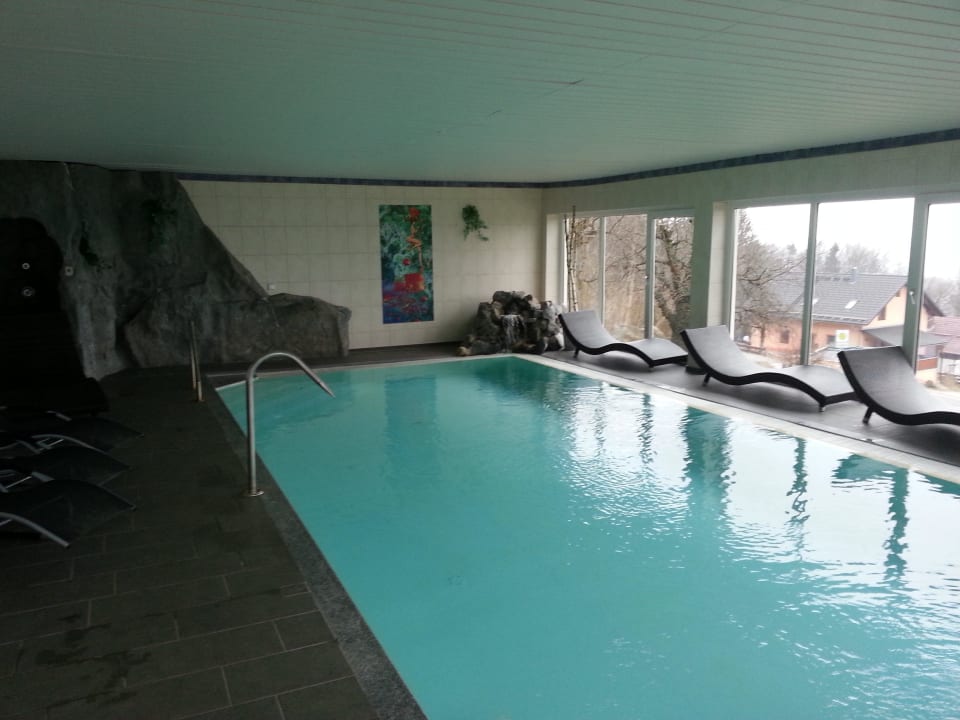 Schwimmhalle Thula Wellnesshotel Bayerischer Wald