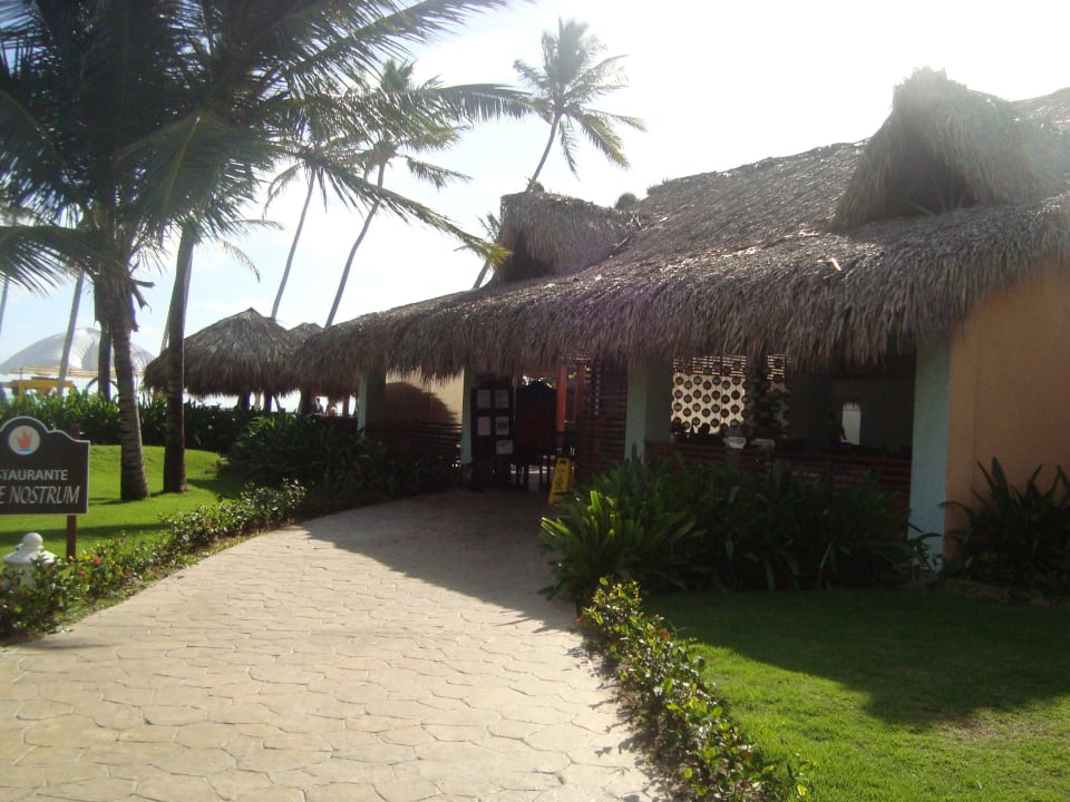Entrance to the beach restaurant and beach bar Punta Cana Princess All Suites Resort & Spa