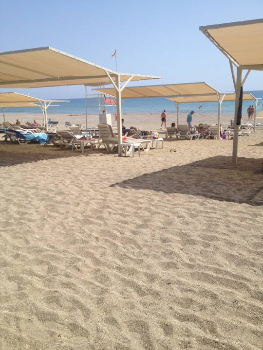 Strand Club Turtas Beach Hotel