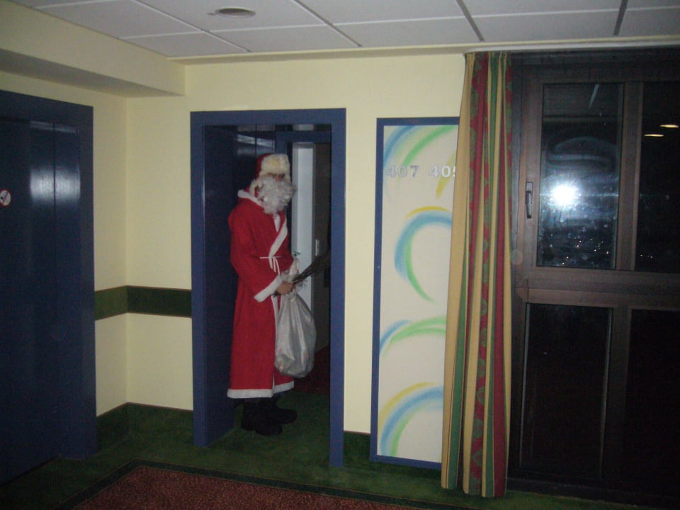 Der Weihnachtsmann kommt AHORN Panorama Hotel Oberhof