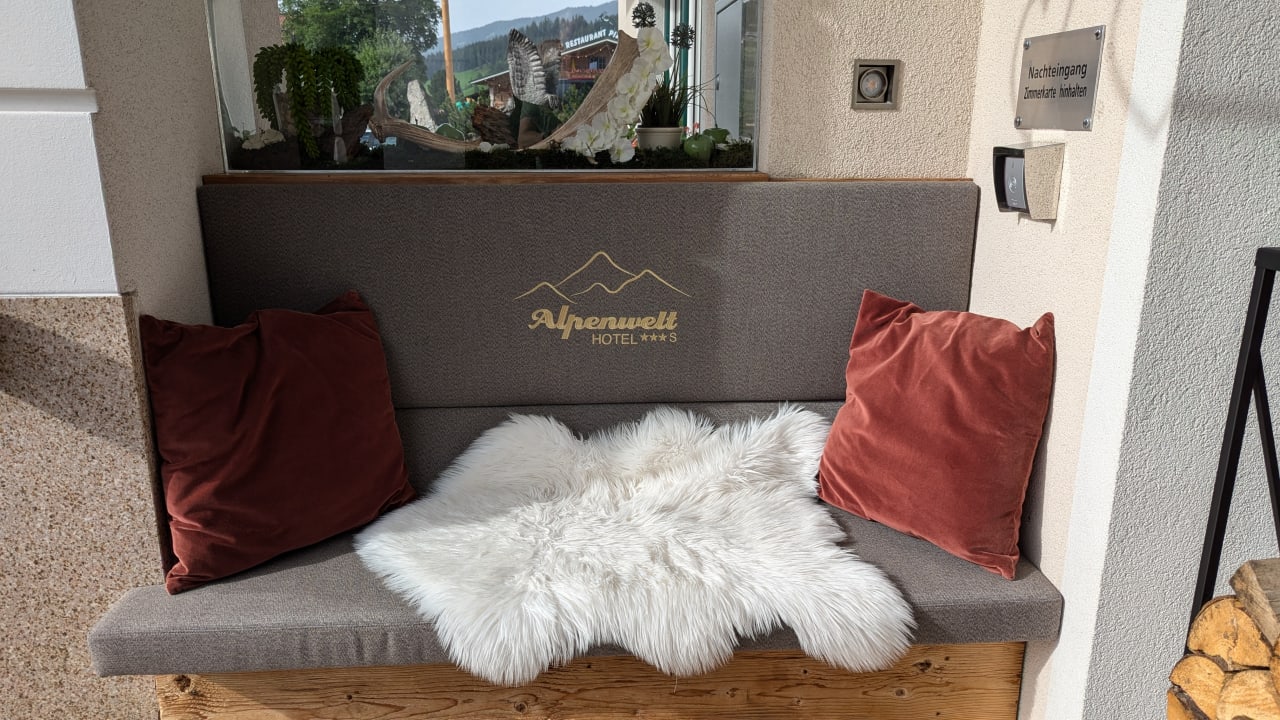 Außenansicht Hotel Alpenwelt