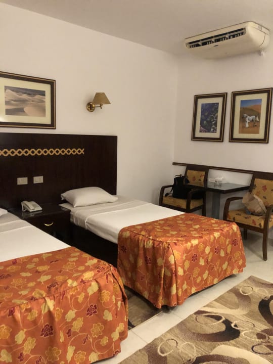 Zimmer Menaville Safaga