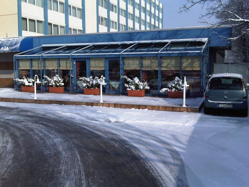 Das Restaurant von außen NH Ingolstadt