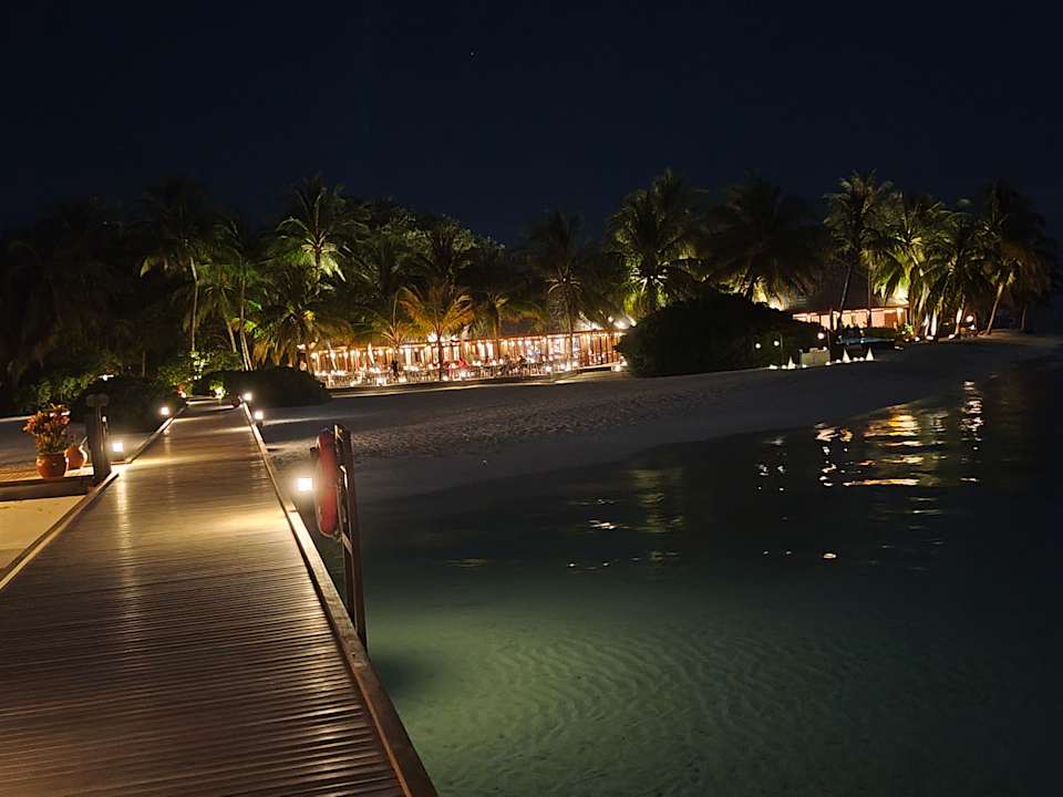 Gastro Vilamendhoo Island Resort & Spa