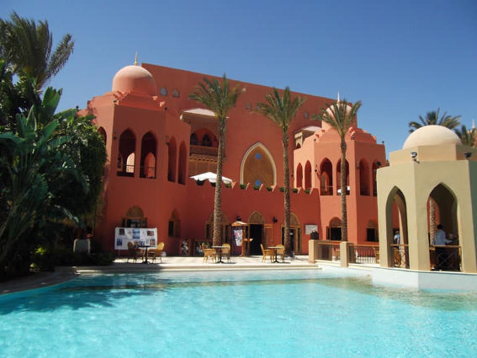Blick zum Eingang und Joker-Bar Makadi Palace