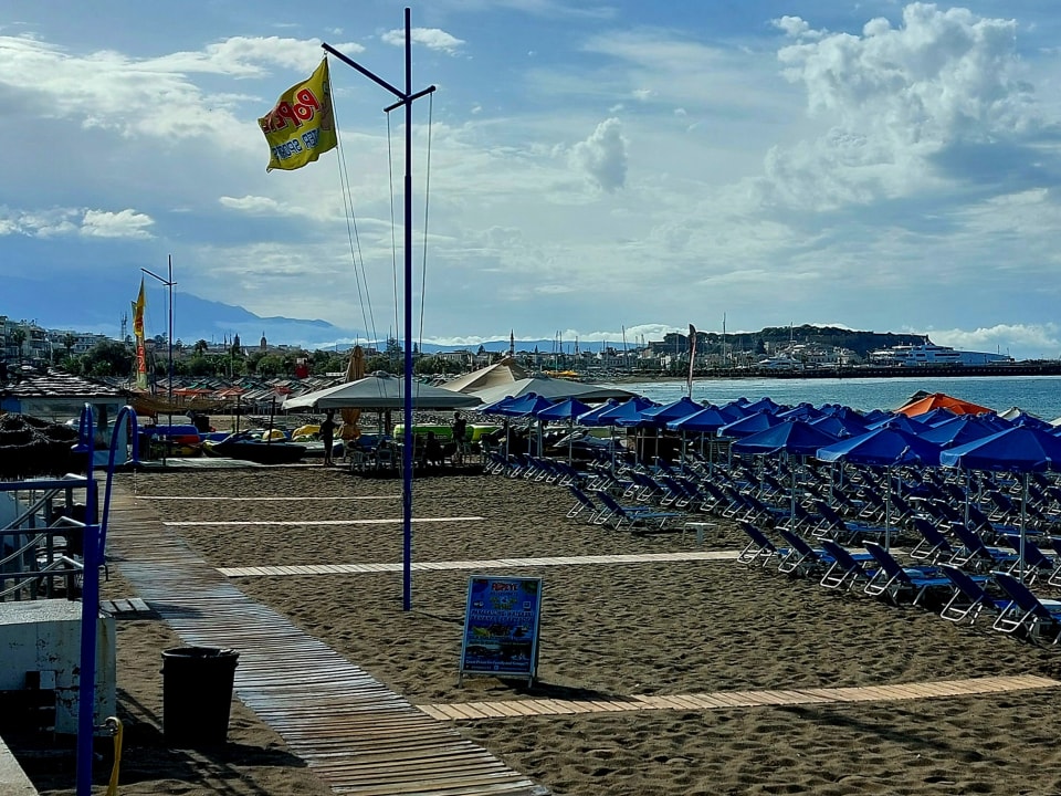 Strand Hotel Theartemis Palace