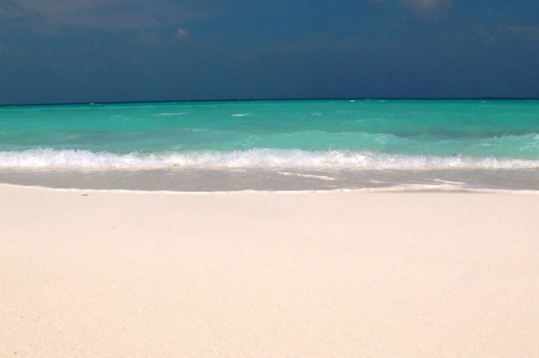 Blue Lagoon Strand Kuramathi Maldives