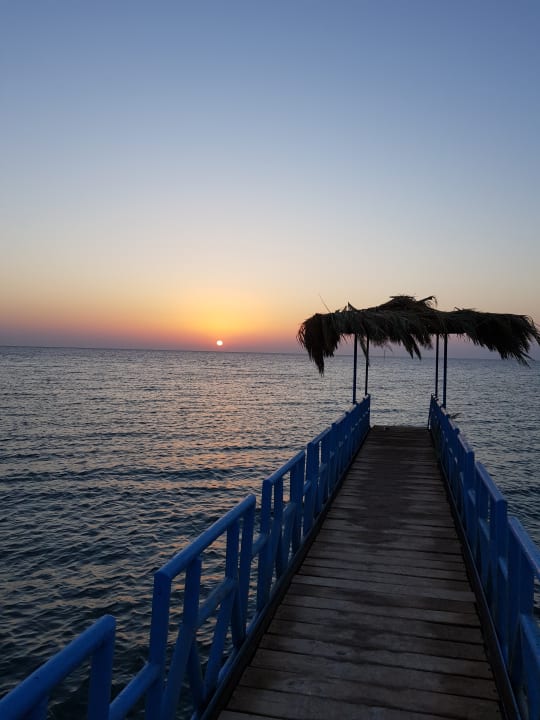 Strand Menaville Safaga