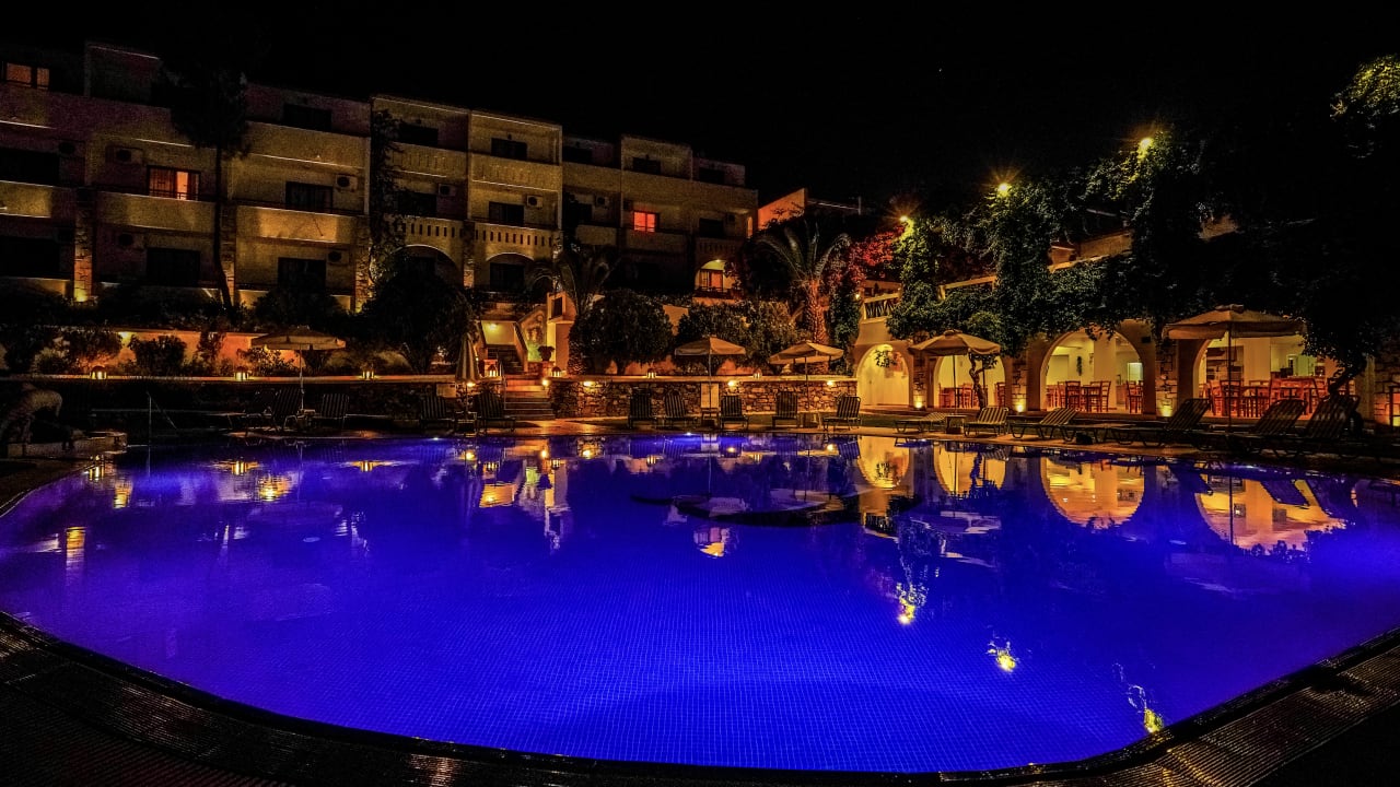 Pool Ekaterini Hotel