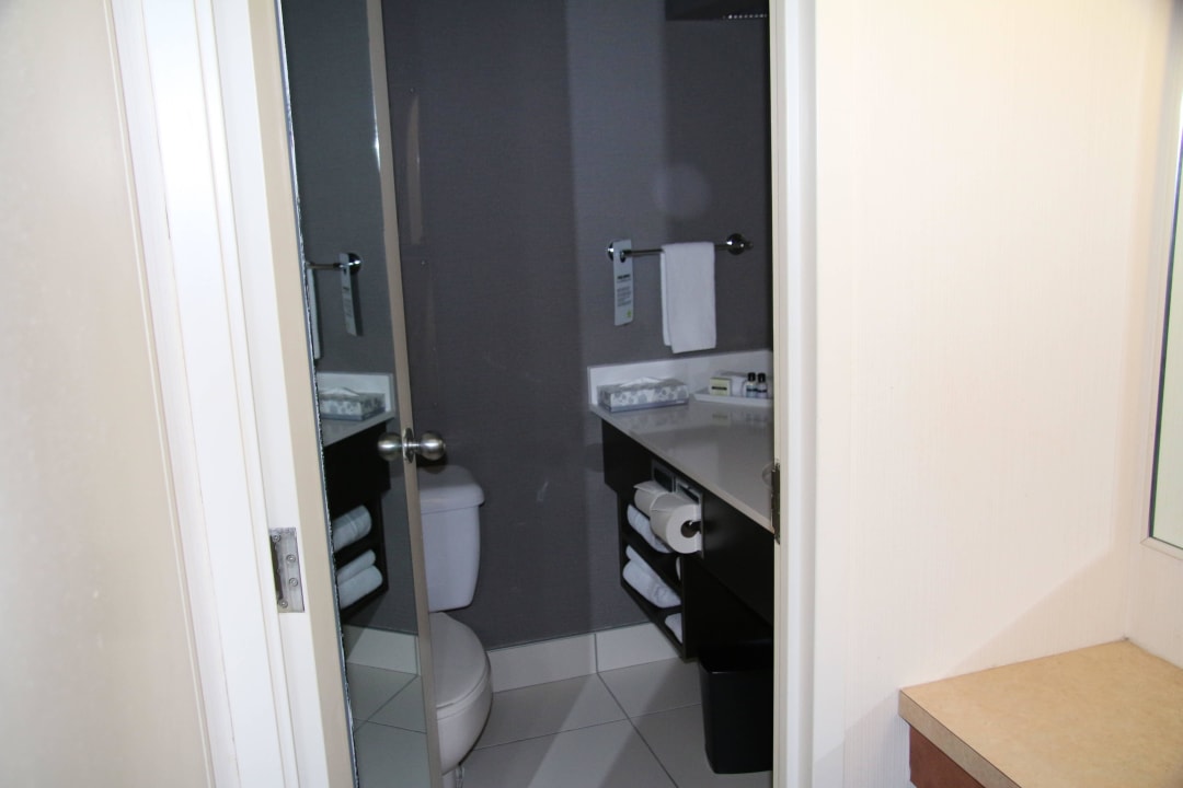 Bad Cambridge Suites Hotel