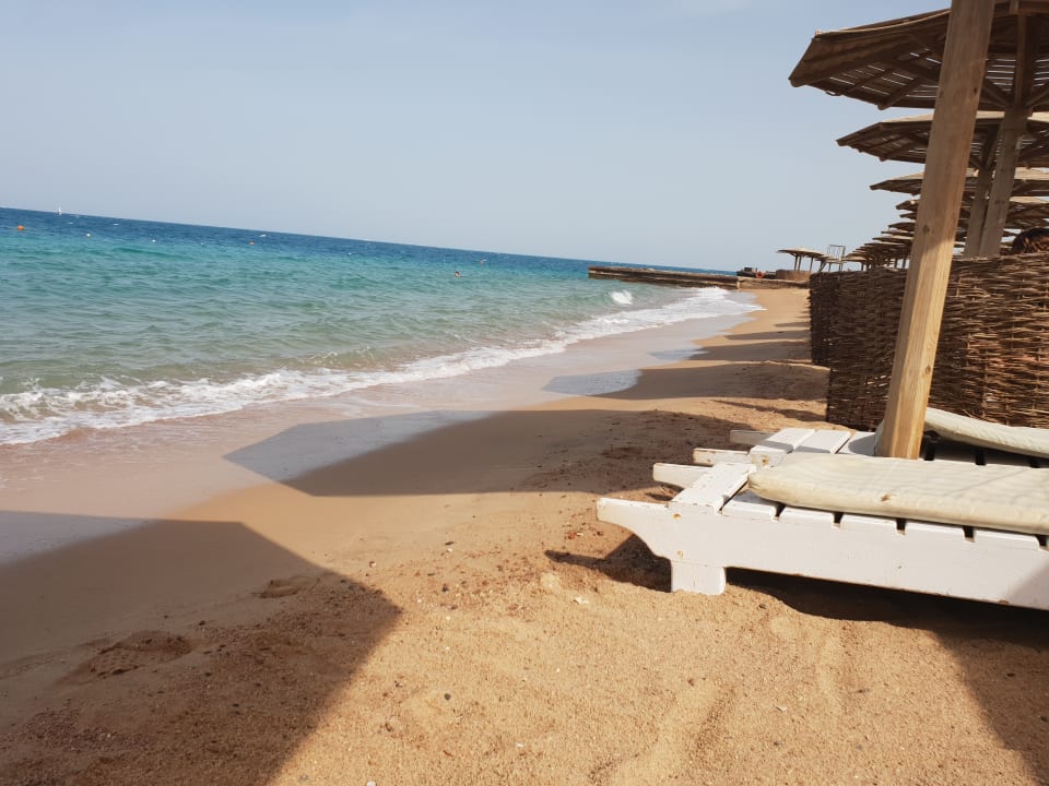 Strand Palm Beach Resort