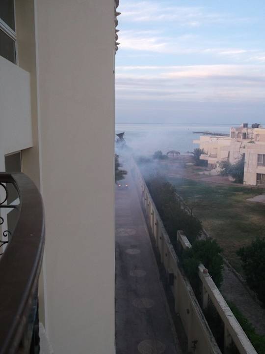 Окуривание территории Le Jardin Aqua Park Resort