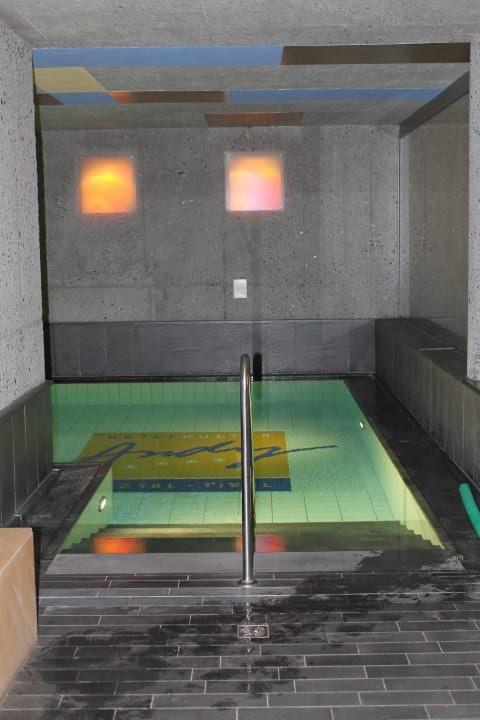 Schwimmbad Hotel Andy