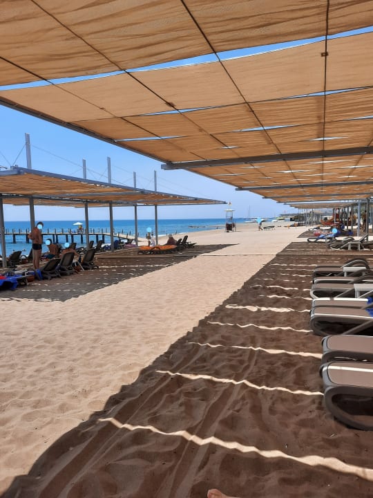 Strand Blue Waters Club