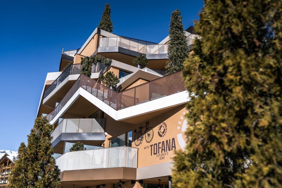 Außenansicht Hotel Tofana Explorer's Home
