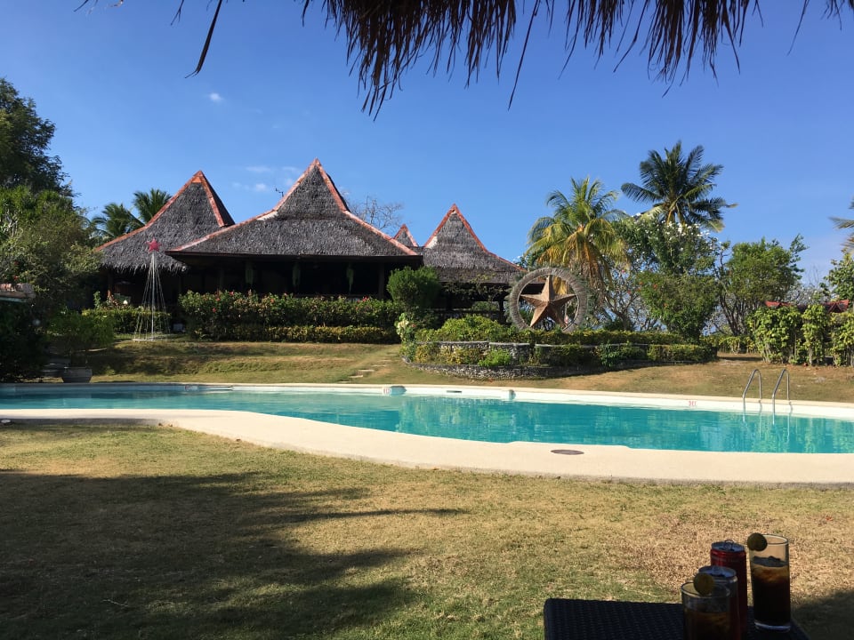 Pool Badian Island Resort & Spa