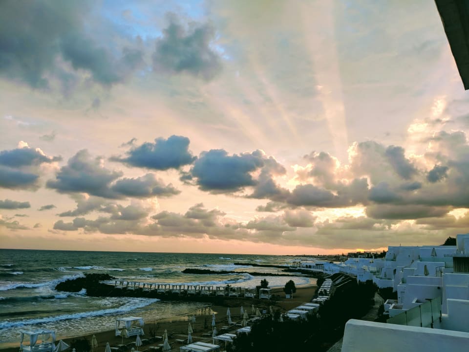 Strand Knossos Beach Bungalows Suites Resort & Spa