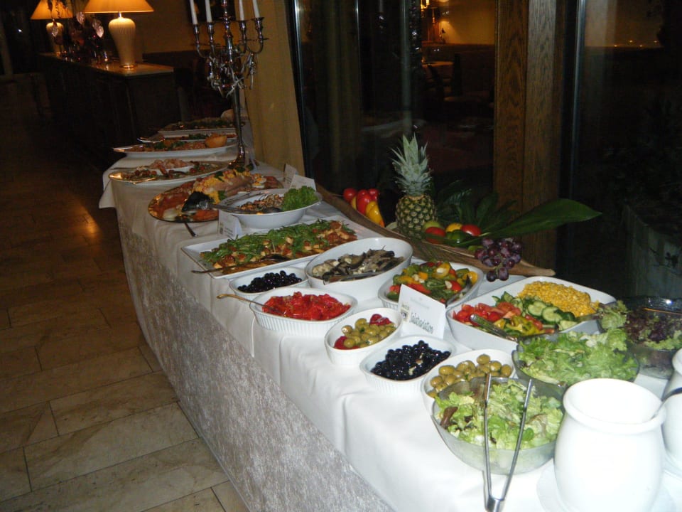 Sylvesterbuffet Waldhotel Tannenhäuschen