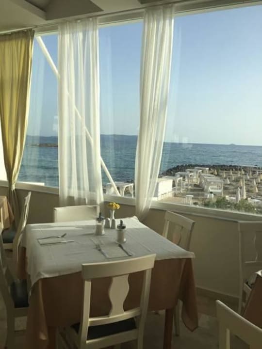 Restaurant  Knossos Beach Bungalows Suites Resort & Spa