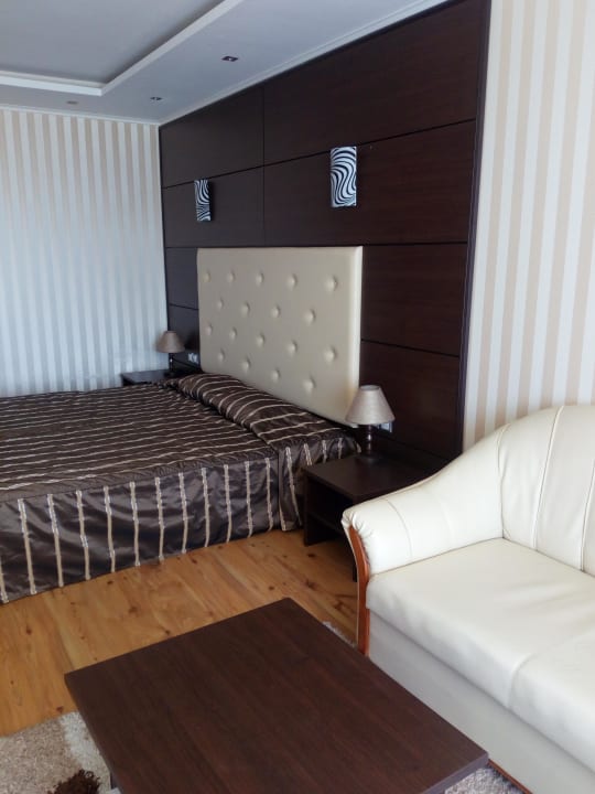 Großes gemütliches Zimmer Vemara Beach