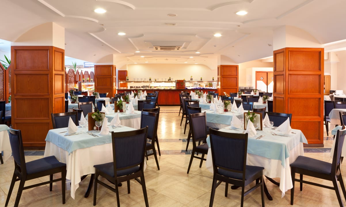 Gastro BLUESEA Lagos de Cesar